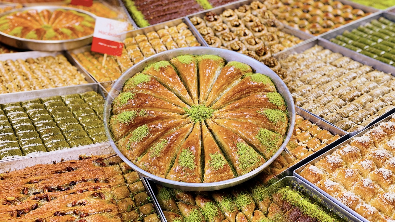 Baklava Neden Sert Olur? Gerçek Ustalardan 7 Kritik Sebep