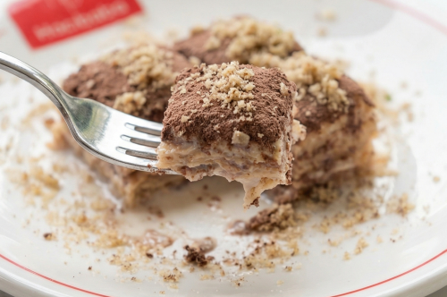 Soğuk Baklavanın Mucidi Kimdir? Sütlü Soğuk Baklava Hakkında Bilmeniz Gerekenler