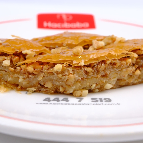 Cevizli Ev Baklavası (KG)