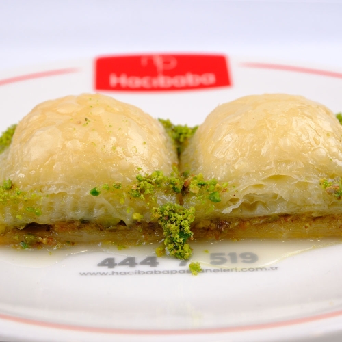 Fıstıklı Sütlü Nuriye (KG)